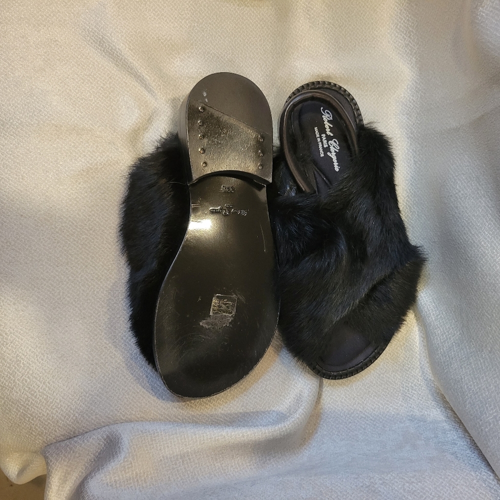 Sandals - Picture 2 of 3